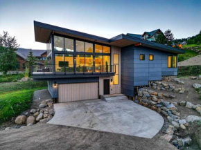 Luxury Modern Home Walk to Lifts Ski Trails